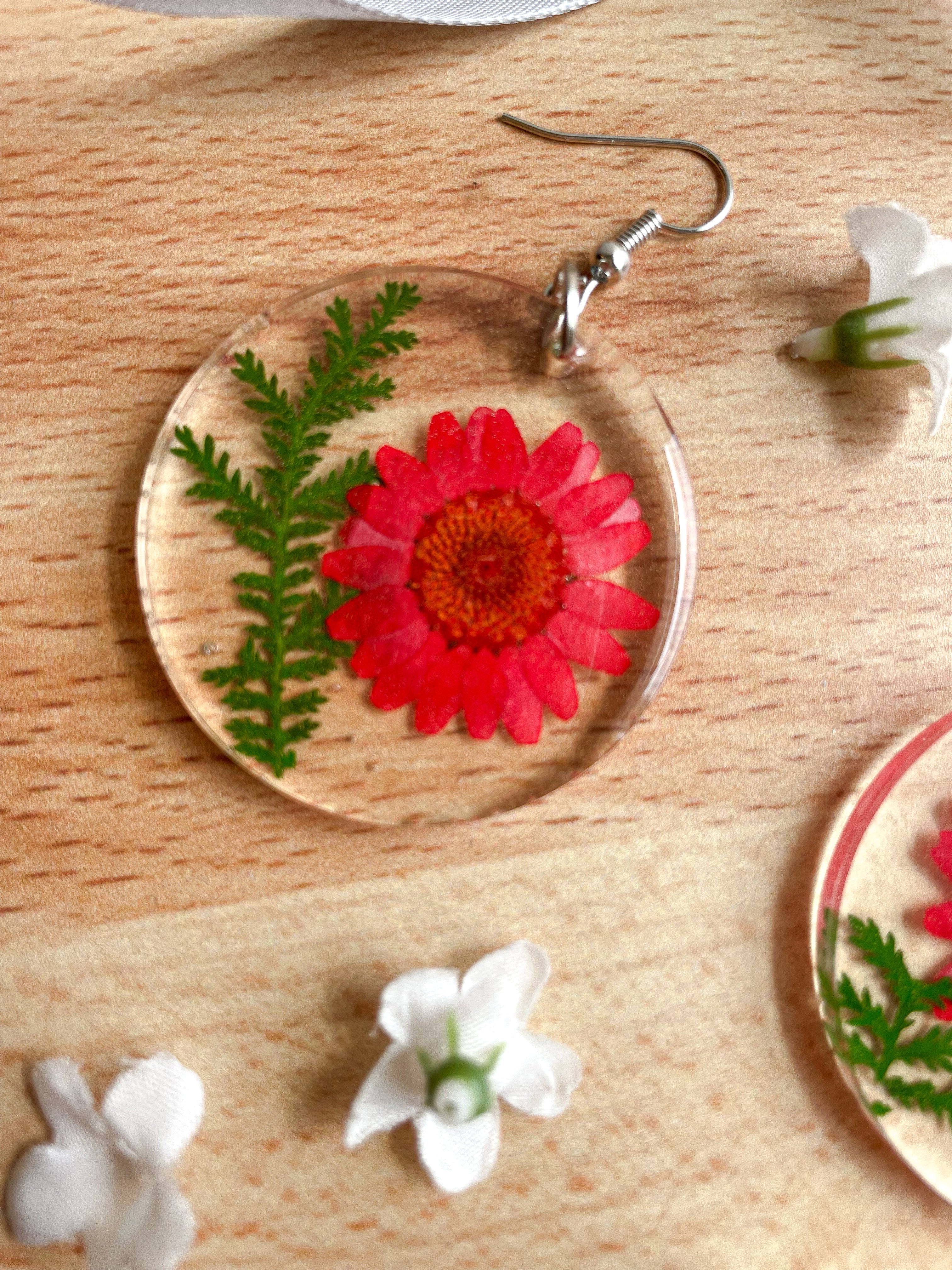 Handmade Red Flower Resin Earrings – Real Pressed Floral Jewelry Handmade Red Flower Resin Earrings – Real Pressed Floral Jewelry