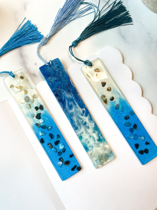 Coastal Resin Bookmark – Ocean Blues & Shimmering Stones- 1x Bookmark with Tassel
