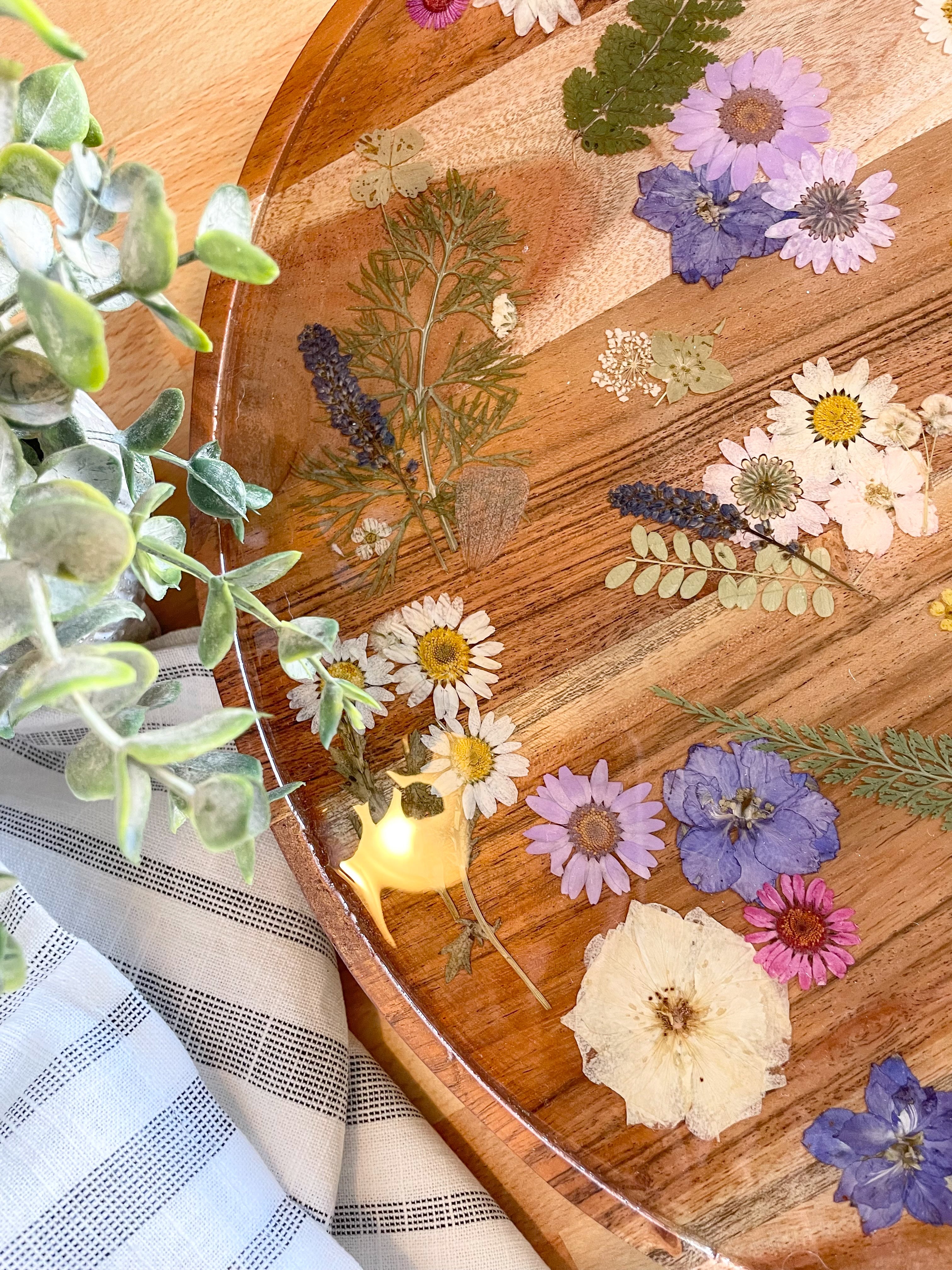 Acacia Wood Lazy Susan with Real Embedded Flowers