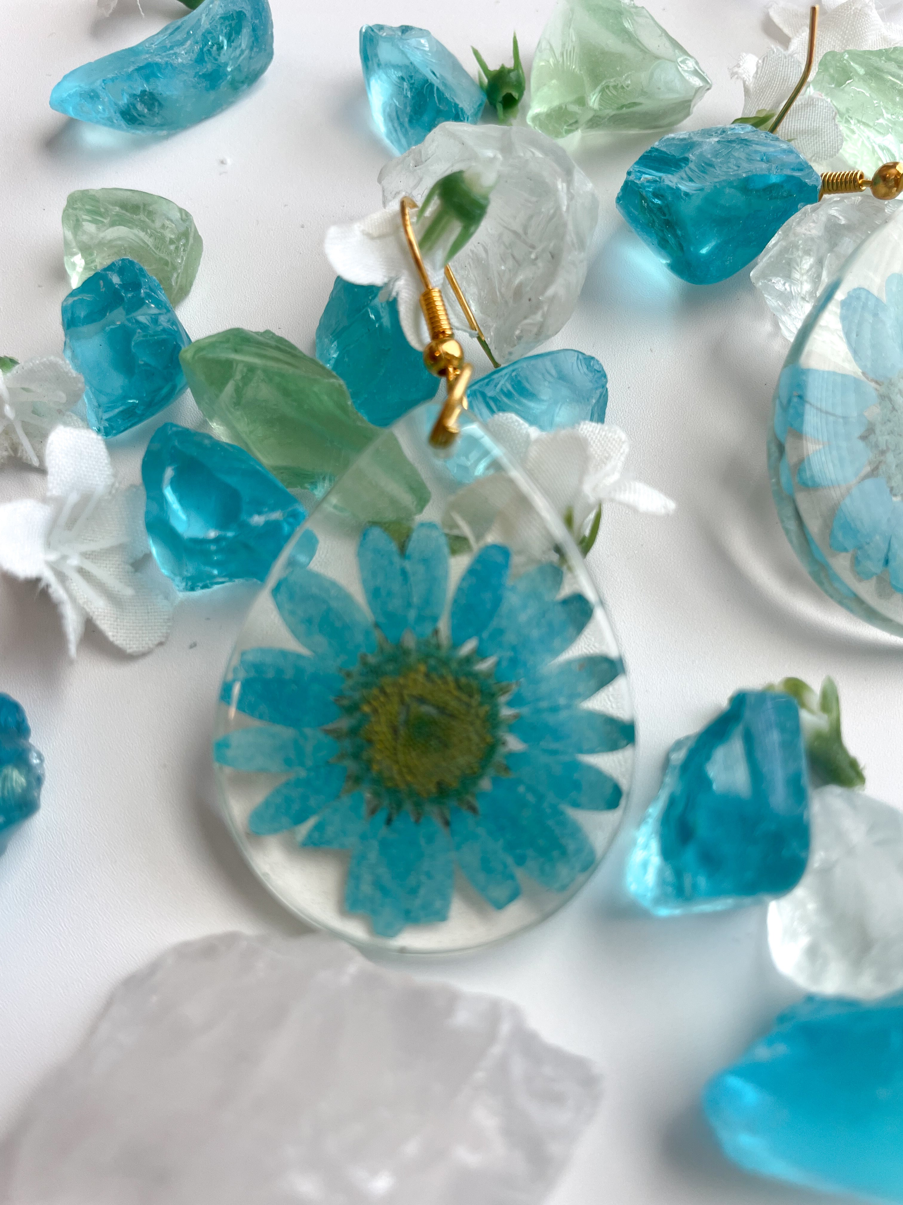 Baby Blue Teardrop - Boho Chic Flower Resin Earrings