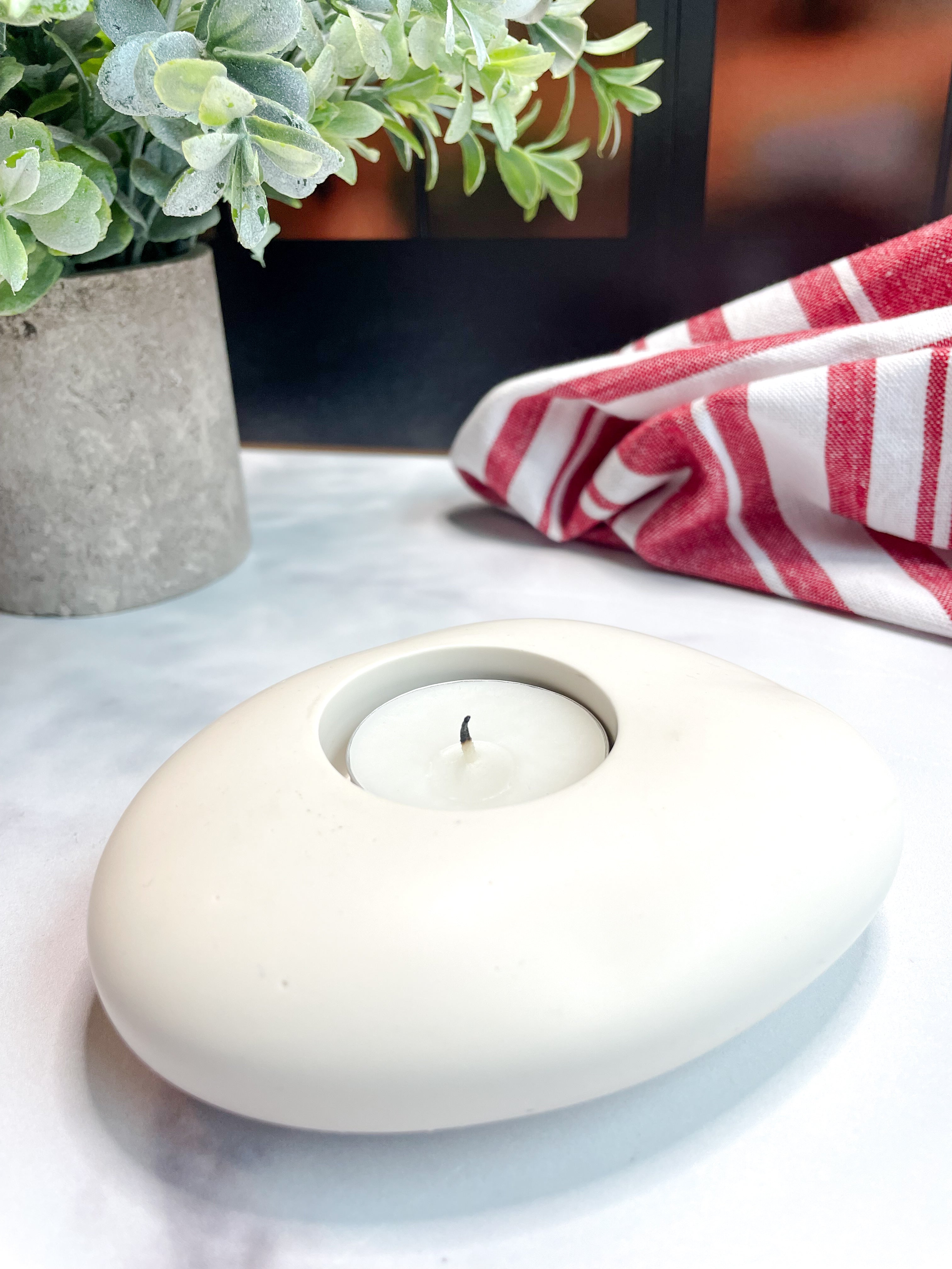 Natural White Stone Tealight Holder